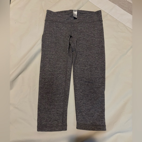 Ivivva size 10 capri leggings - Picture 1 of 5